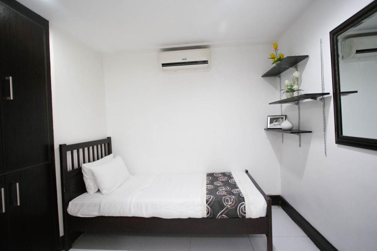 Diamond Suites And Residences Cebu Esterno foto